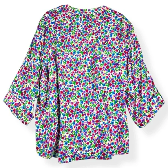 CD Daniels Top Womens Plus 2X Colorful Floral V-Neck 3/4 Sleeves Rayon Pintuck - Picture 2 of 6